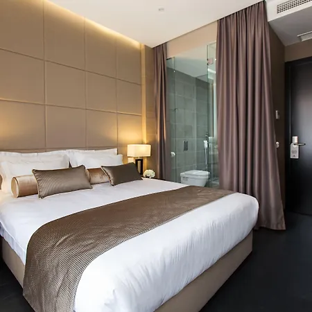 Dominic Smart & Luxury Suites - Republic Square Гостевой дом