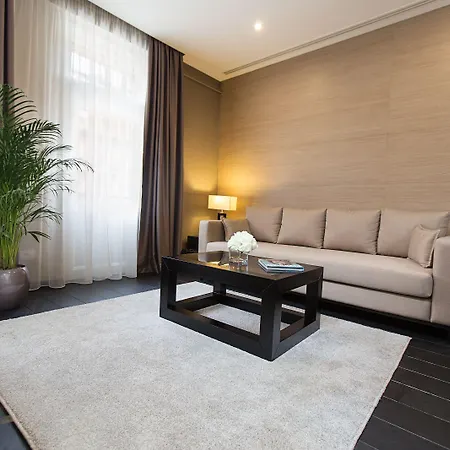 Dominic Smart & Luxury Suites - Republic Square 4* Белград