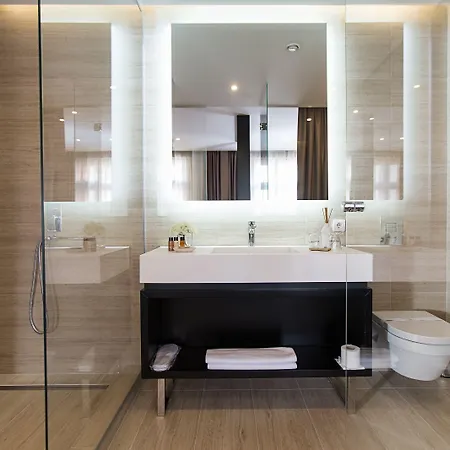 Dominic Smart & Luxury Suites - Republic Square Белград