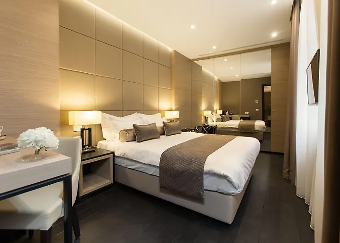 Dominic Smart & Luxury - Republic Square Casa de hóspedes