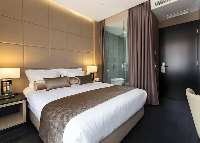 Dominic Smart & Luxury - Republic Square Casa de hóspedes