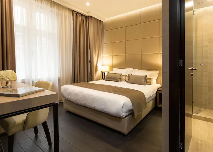 Гостевой дом Dominic Smart & Luxury Suites - Republic Square 4*